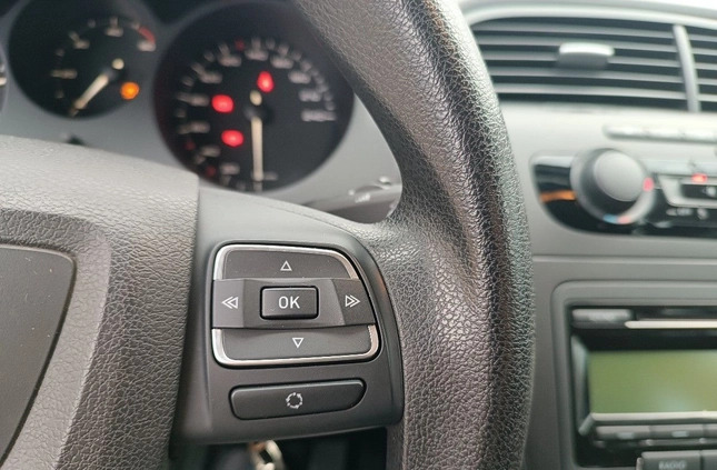 Seat Altea XL cena 23900 przebieg: 213000, rok produkcji 2011 z Góra małe 529